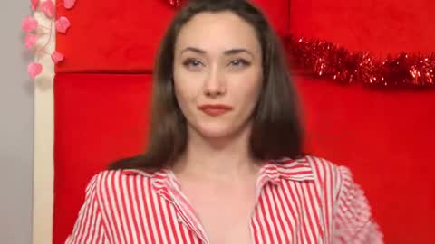 Snapshot of alice_munro chatting on 12.30.24 AliceMunro online show from 12.30.24