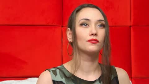 Snapshot of alice_munro chatting on 02.01.25 AliceMunro online show from 02.01.25