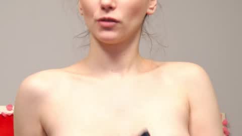 Snapshot of alice_munro chatting on 02.07.25 AliceMunro online show from 02.07.25