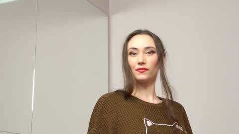 Snapshot of alice_munro chatting on 02.09.25 AliceMunro online show from 02.09.25