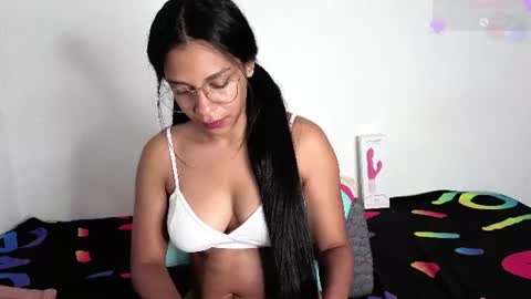 Snapshot of alice_parkerx chatting on 07.15.26 alice_parkerx online show from 07.15.26