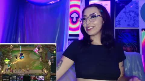 Snapshot of alice_phantom chatting on 01.31.25 online show from 01.31.25