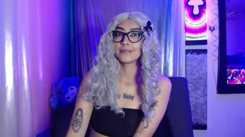 Snapshot of alice_phantom chatting on 09.14.25 online show from 09.14.25