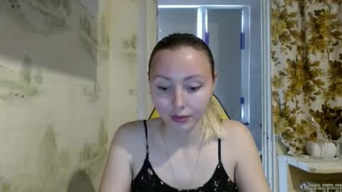 Alice smiles online show from 05.18.26