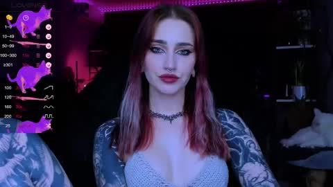 Snapshot of alice_specter chatting on 05.11.26 Alice online show from 05.11.26
