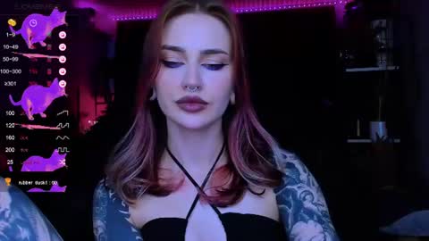 Snapshot of alice_specter chatting on 06.18.26 Alice online show from 06.18.26