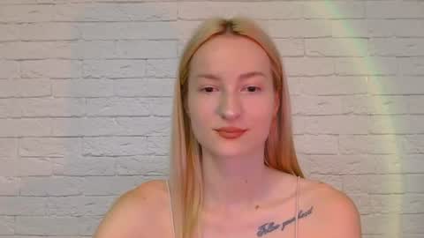 Snapshot of alice_sweet_01 chatting on 06.16.26 Alice online show from 06.16.26
