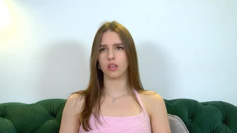 Snapshot of aliceatkin chatting on 05.27.26 Alice online show from 05.27.26