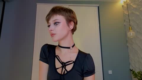 Your sweet Alice INST alicebellies online show from 02.26.26