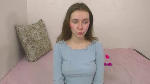 Snapshot of alicecutest chatting on 03.22.26 Alice online show from 03.22.26