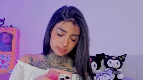 Snapshot of alicee_0 chatting on 10.09.25 Alice online show from 10.09.25