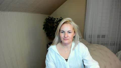 Snapshot of alicee__grace chatting on 12.13.24 Alicee online show from 12.13.24
