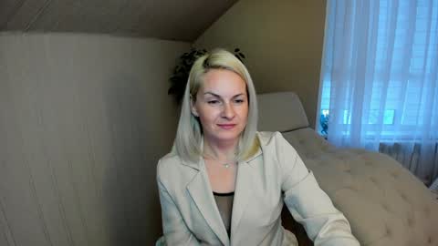 Snapshot of alicee__grace chatting on 12.20.24 Alicee online show from 12.20.24