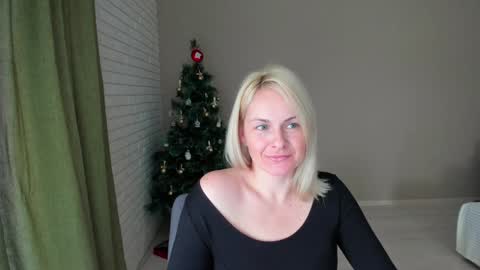 Snapshot of alicee__grace chatting on 01.17.25 Alicee online show from 01.17.25