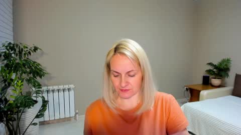Snapshot of alicee__grace chatting on 01.23.25 Alicee online show from 01.23.25