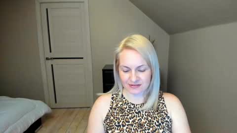Snapshot of alicee__grace chatting on 02.12.25 Alicee online show from 02.12.25