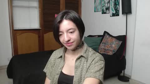 alicee_logan_ online show from 10.27.25