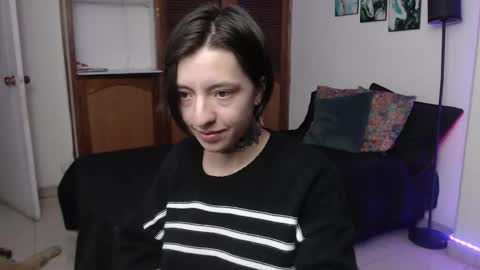alicee_logan_ online show from 11.05.25