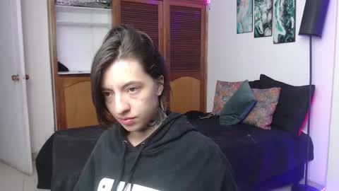 alicee_logan_ online show from 12.02.25