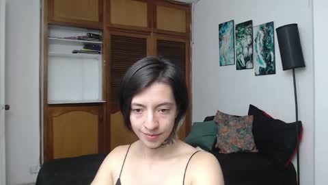 alicee_logan_ online show from 12.15.25
