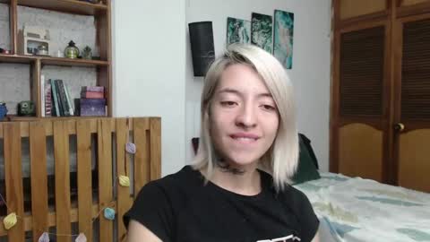alicee_logan_ online show from 04.22.26