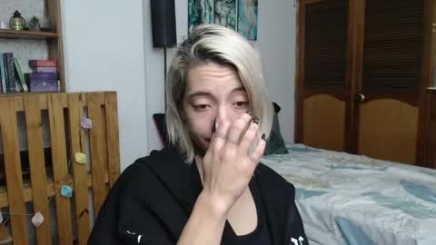alicee_logan_ online show from 04.28.26