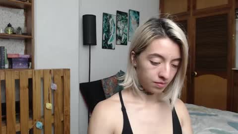 alicee_logan_ online show from 05.06.26