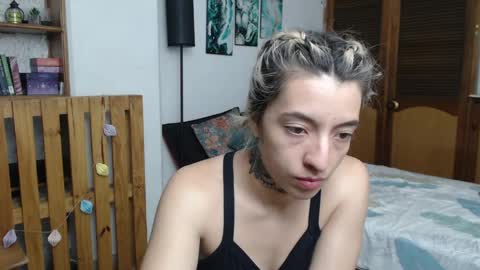 Snapshot of alicee_logan_ chatting on 05.07.26 alicee_logan_ online show from 05.07.26