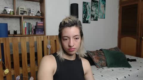 Snapshot of alicee_logan_ chatting on 05.18.26 alicee_logan_ online show from 05.18.26