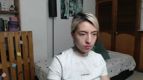Snapshot of alicee_logan_ chatting on 05.24.26 alicee_logan_ online show from 05.24.26