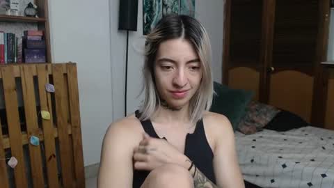 Snapshot of alicee_logan_ chatting on 07.18.26 alicee_logan_ online show from 07.18.26