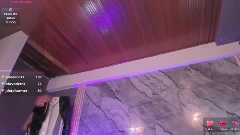 Snapshot of alicee_stone_ chatting on 12.19.25 alicee_stone_ online show from 12.19.25