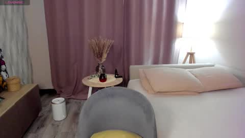 Daniella online show from 02.11.25