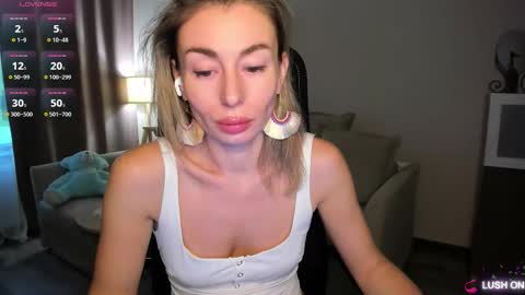 Snapshot of aliceevan chatting on 02.27.26 Daniella online show from 02.27.26