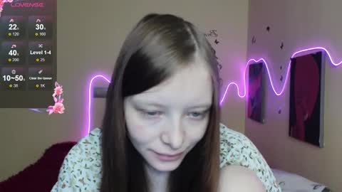 Snapshot of alicehariss chatting on 11.02.25 Alie online show from 11.02.25