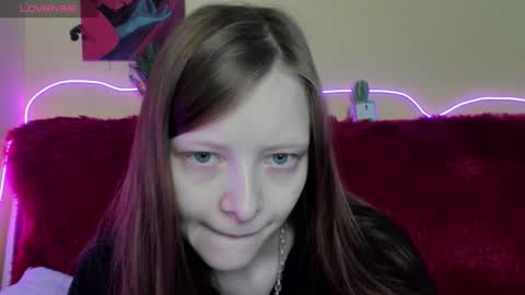 Snapshot of alicehariss chatting on 12.02.25 Alie online show from 12.02.25