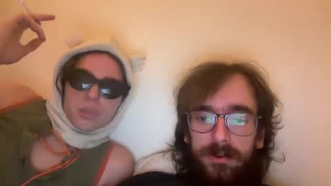 alicehugo online show from 12.04.24