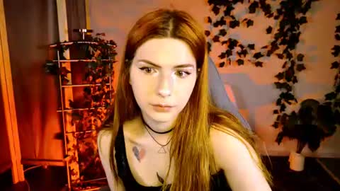 Snapshot of aliceinredsquare_ chatting on 07.24.26 Alice online show from 07.24.26
