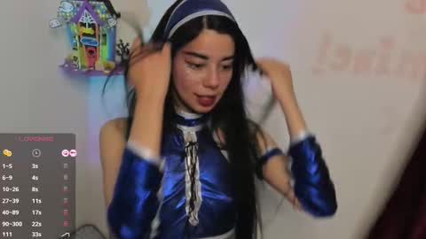 Snapshot of alicekingdom chatting on 10.26.25 Alicekingdom online show from 10.26.25