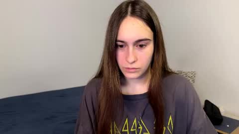 alicekollt online show from 04.21.26