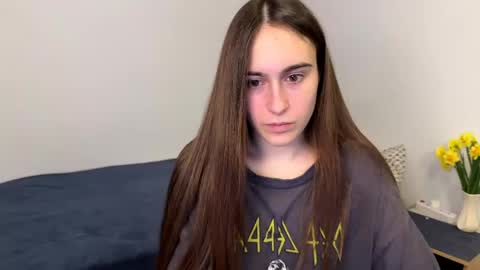 alicekollt online show from 04.28.26