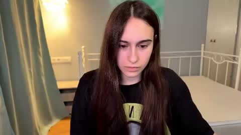 alicekollt online show from 06.12.26