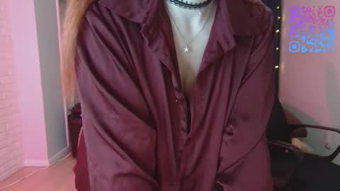 Snapshot of alicelababy_ chatting on 09.09.25 Alice online show from 09.09.25