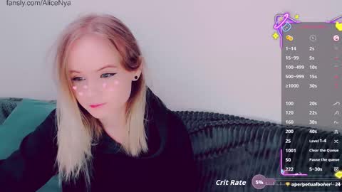 Snapshot of alicenya chatting on 12.04.25 Alice online show from 12.04.25