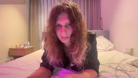 AlicePinkhead online show from 04.28.26
