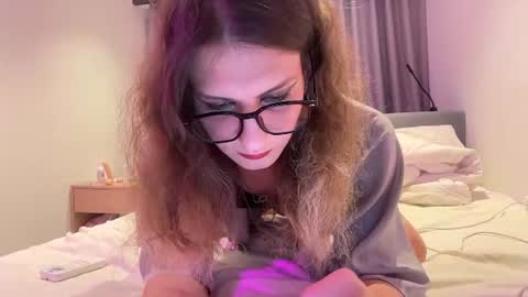 AlicePinkhead online show from 06.25.26