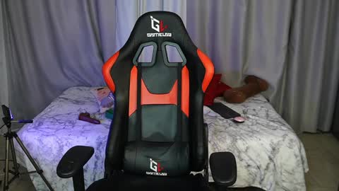 Snapshot of alicerabdit chatting on 02.22.25 Alice online show from 02.22.25