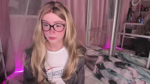 from wonderland online show from 02.05.26