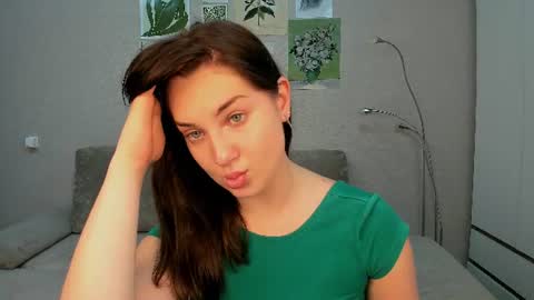 Aliciacollinsss online show from 06.17.26