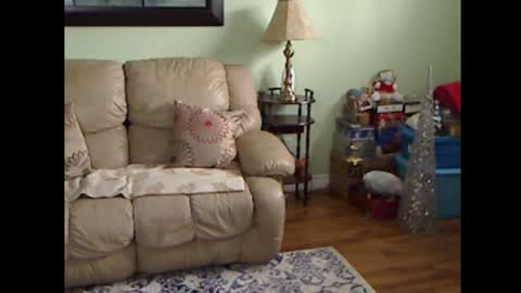 Snapshot of aliciadehart181 chatting on 02.16.26 Alicia deHart Help me reach 1000 Followers. Its FREE online show from 02.16.26